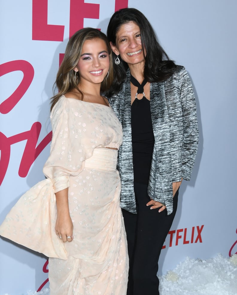 LOS ANGELES, CALIFORNIA - NOVEMBER 04:  Isabela Merced and mom Katherine Moner attend the LA premiere of Netflix's 