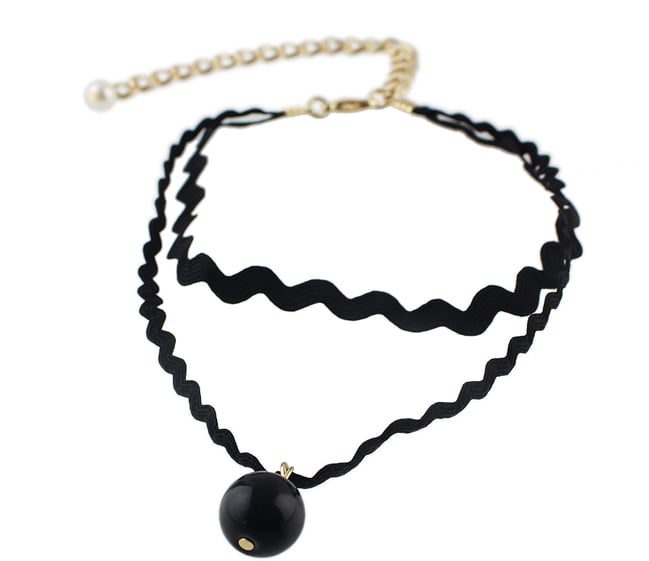 Romwe Gothic Style Black Rope Pearl Choker Necklace ($7)