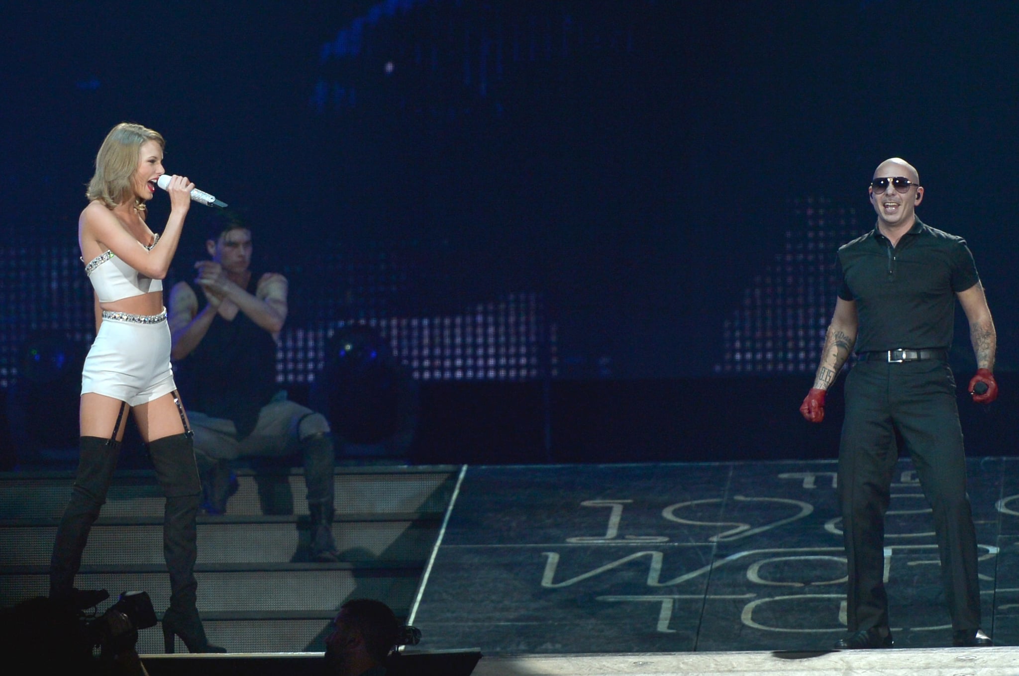 taylor swift performed with ricky