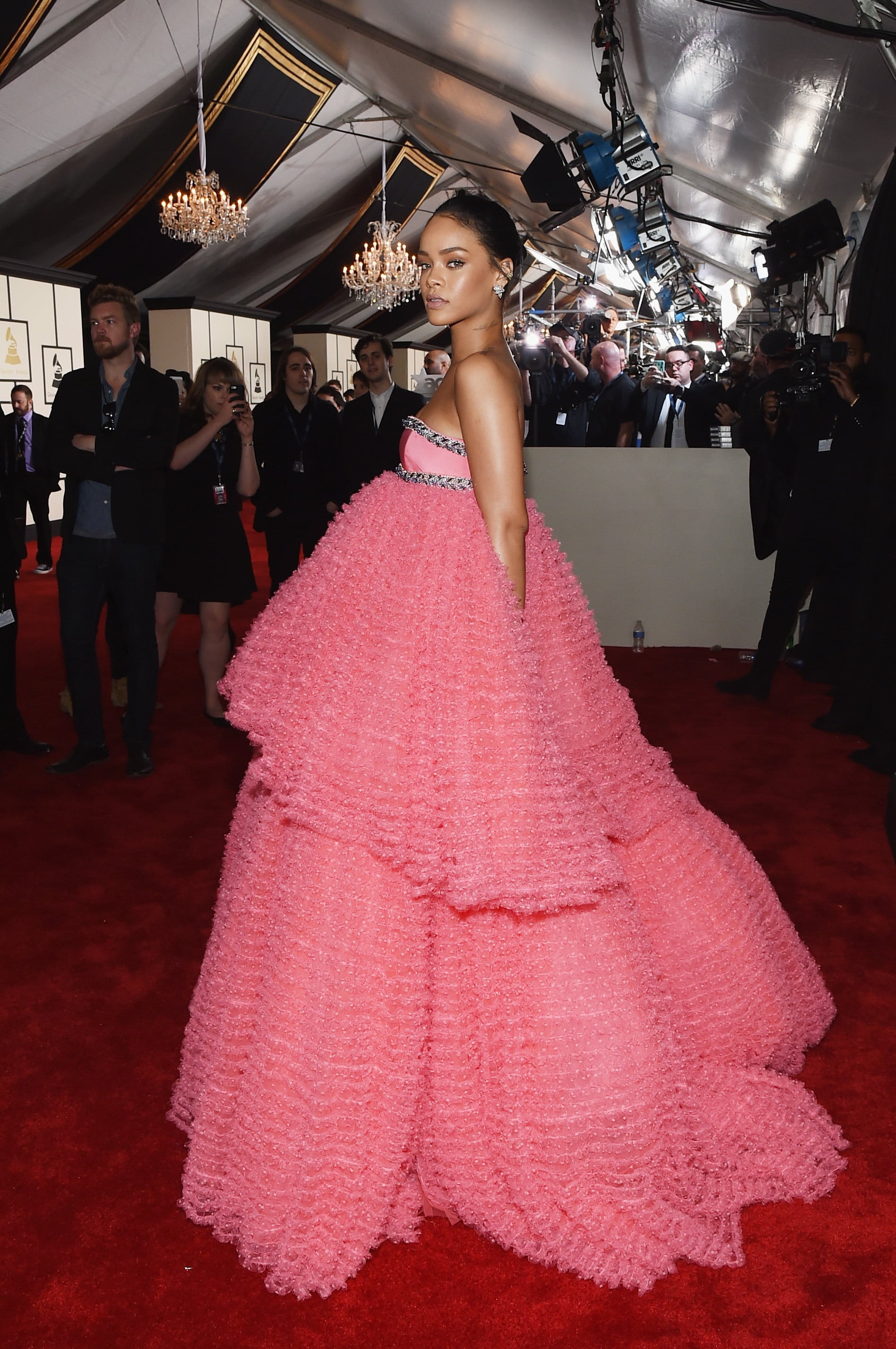 Rihanna S Dress At The 2015 Grammy Awards Popsugar Fashion