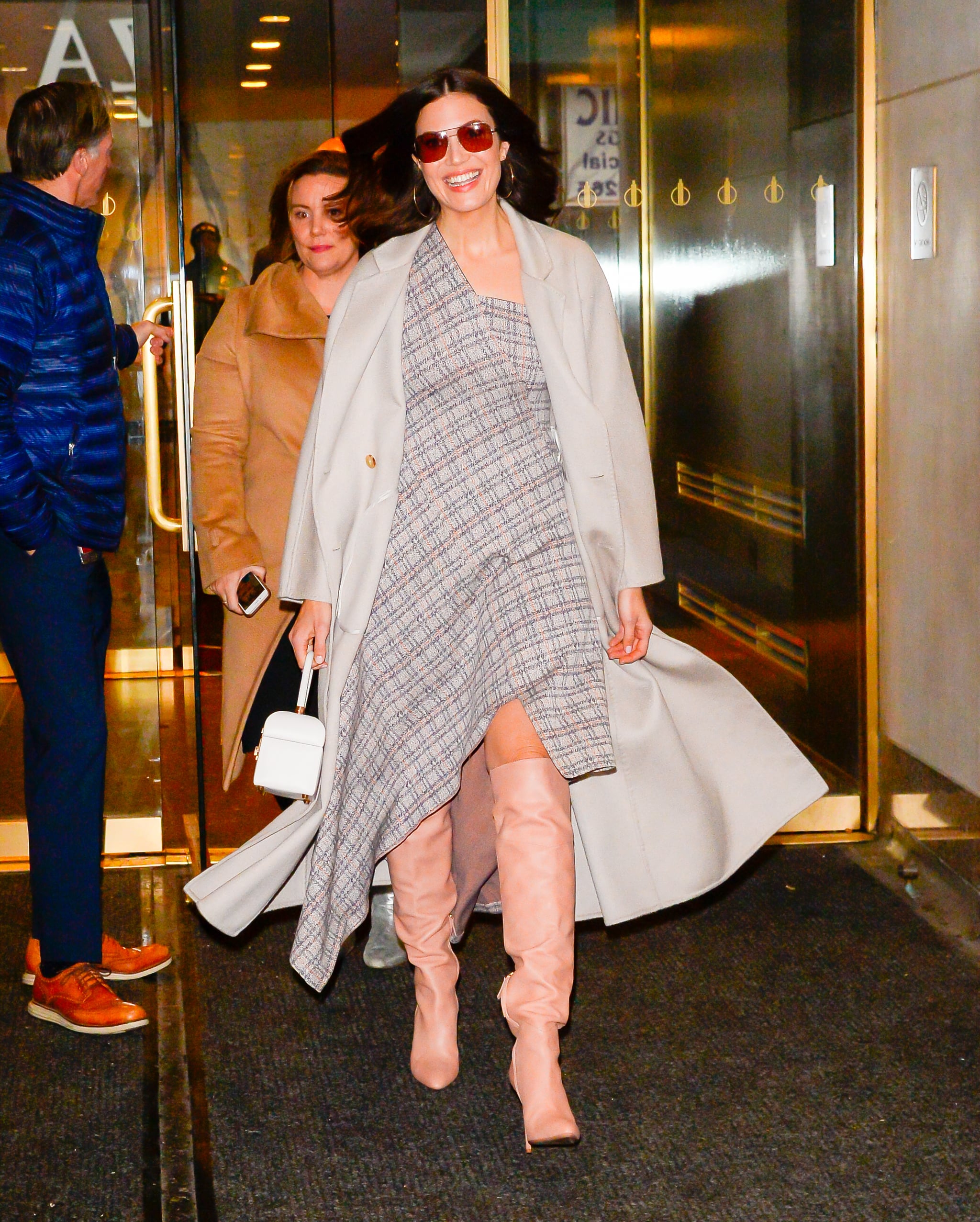 Mandy Moore S Beige Boots On The Today Show Popsugar Fashion