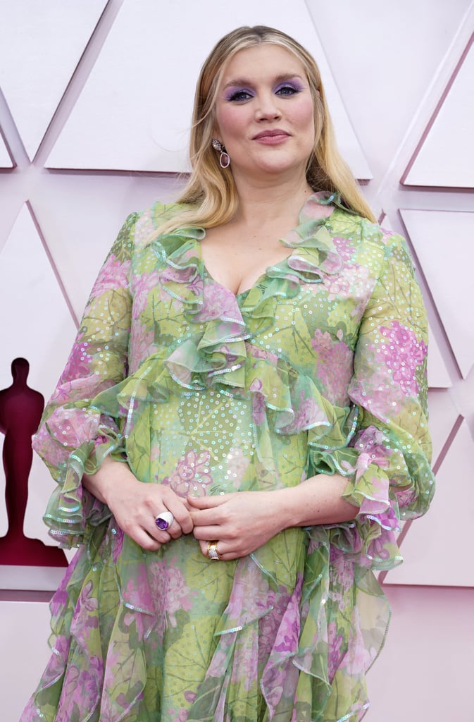 Oscars 2021: Pregnant Emerald Fennell Reveals Baby Bump