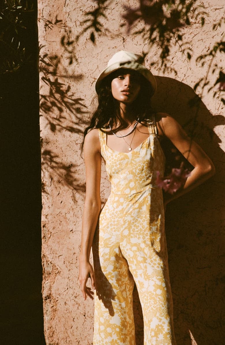 Astr the label tie waist crop jumpsuit top