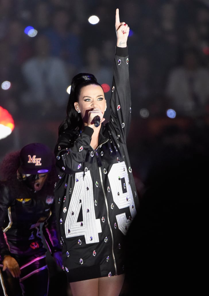 Katy Perrys Halftime Show At Super Bowl 2015 Pictures Popsugar Celebrity Photo 18 
