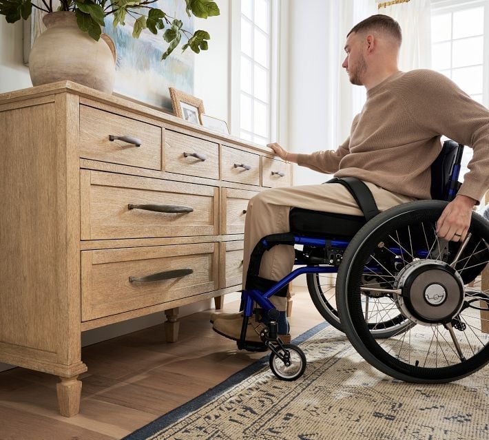 An Accessible Dresser