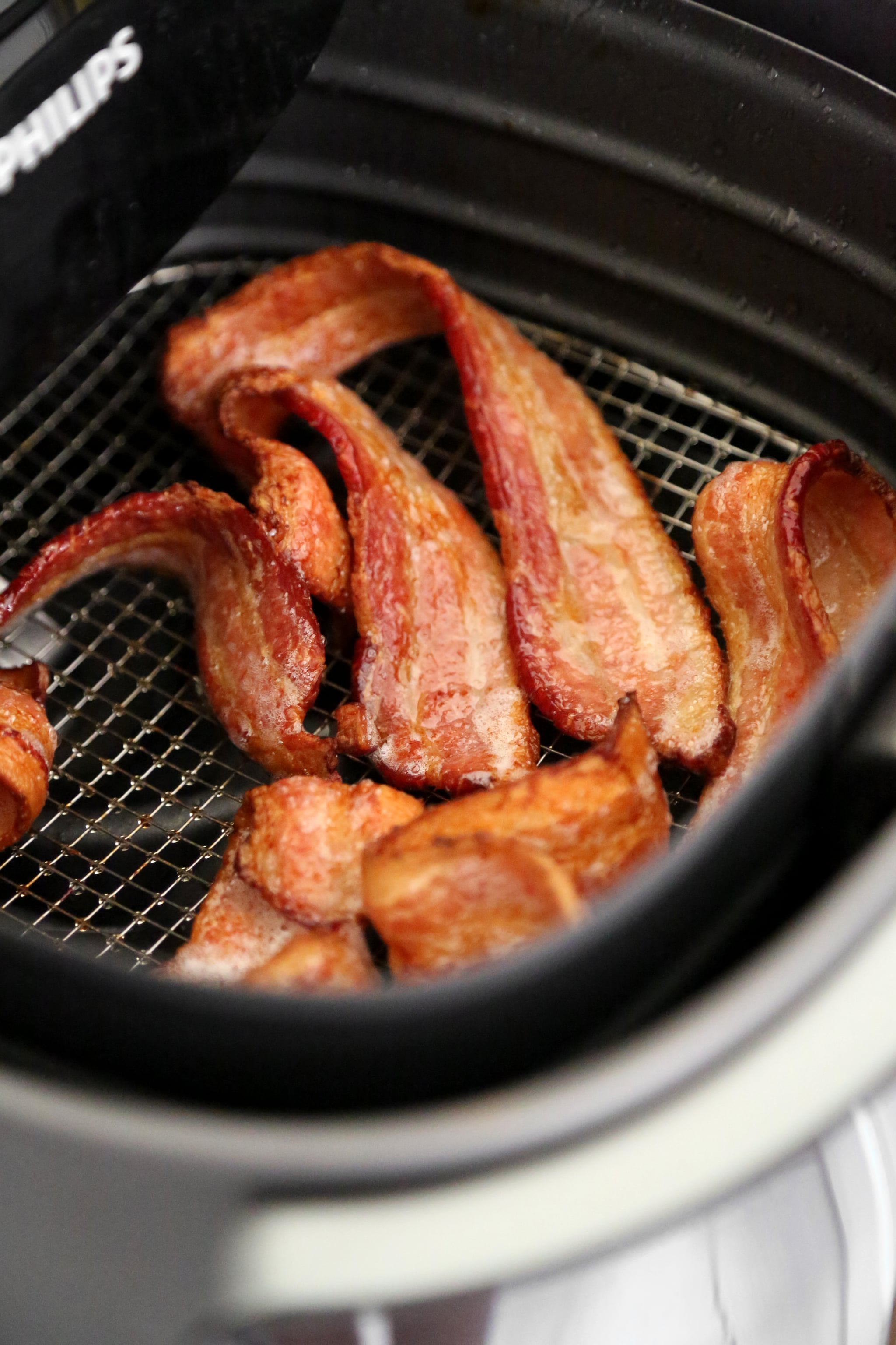 how long do you cook bacon in the airfryer - shopperji.com