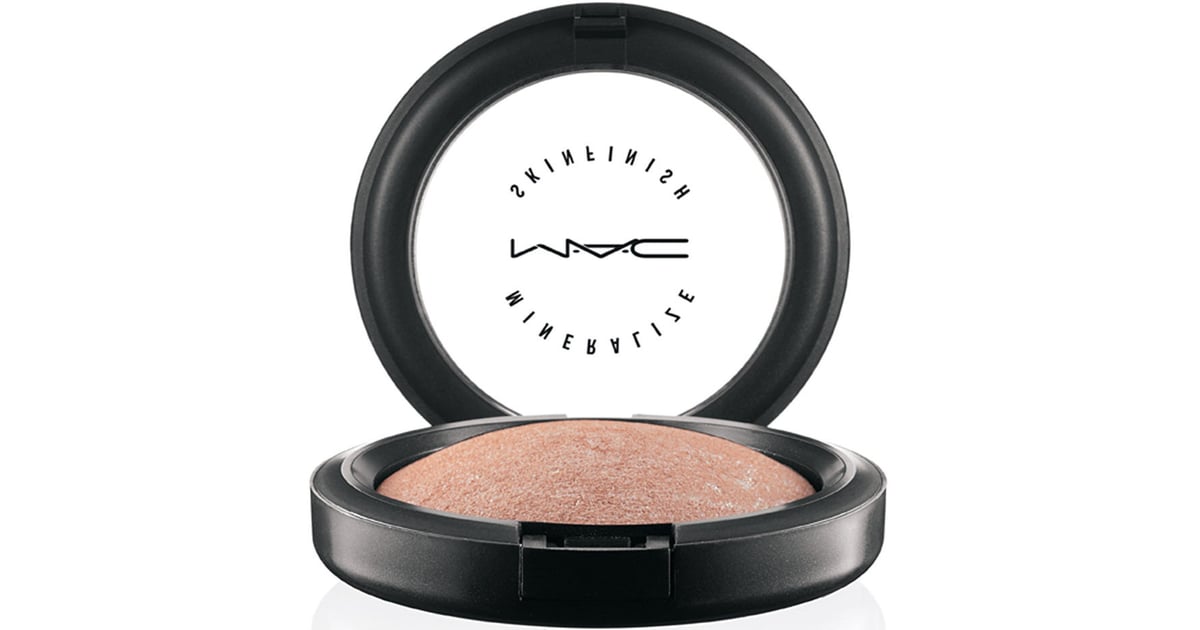 MAC Mineralize Skinfinish Soft Gentle | 9 Fashion Week Models Reveal the Highlighters They Use For Strobed Skin | POPSUGAR Beauty 3