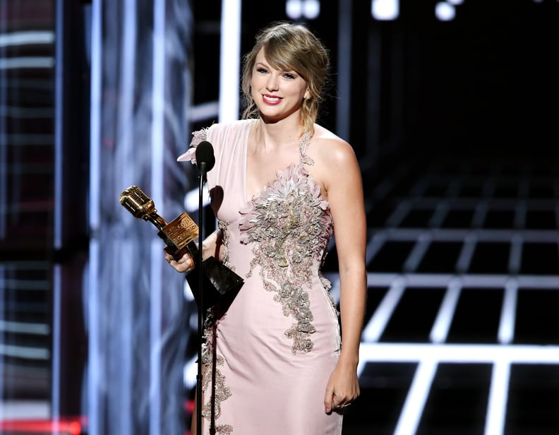 LAS VEGAS, NV - MAY 20:  Recording artist Taylor Swift accepts the Top Female Artist award onstage during the 2018 Billboard Music Awards at MGM Grand Garden Arena on May 20, 2018 in Las Vegas, Nevada.  (Photo by Kevin Winter/Getty Images)