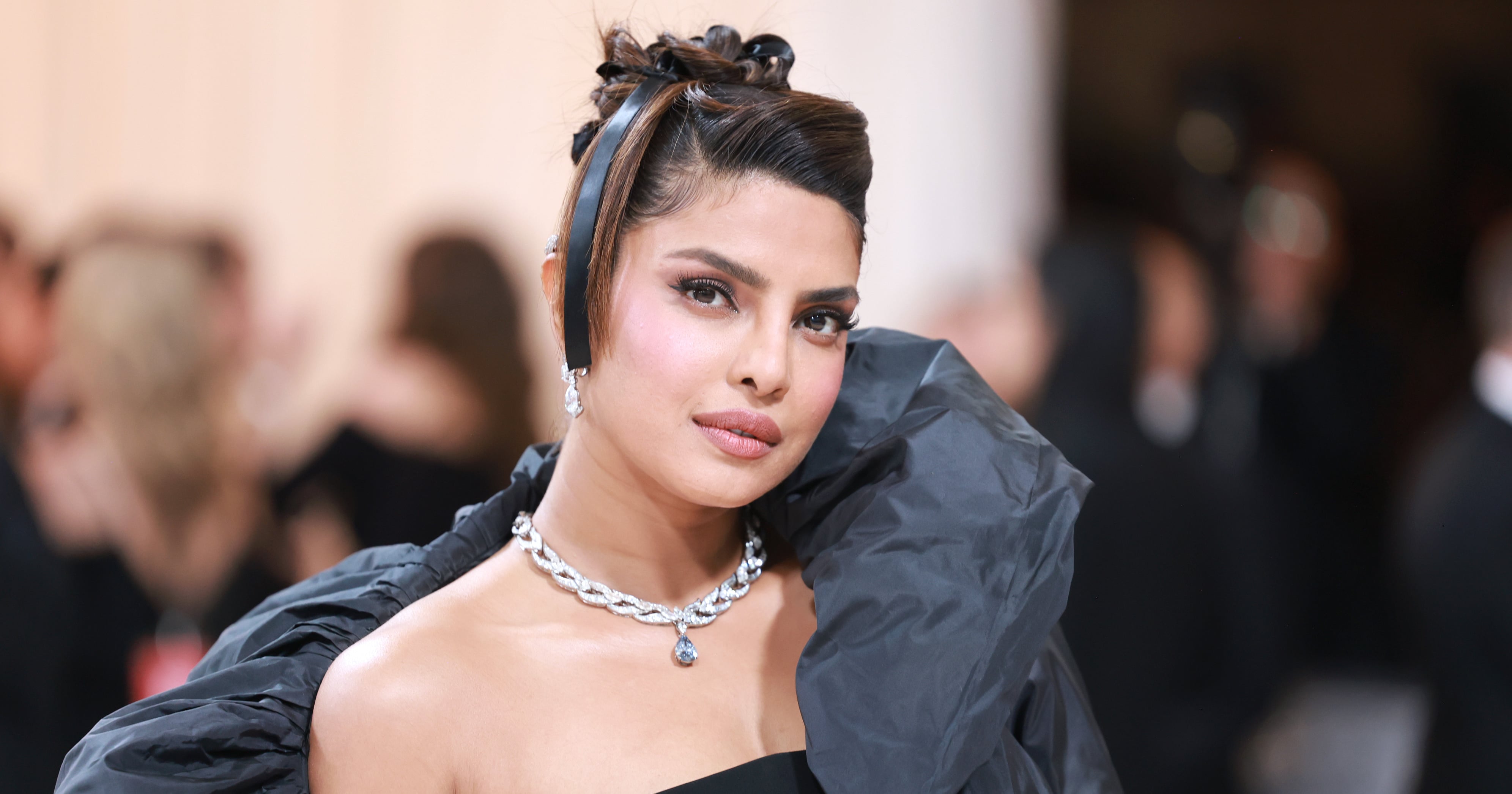 Who Is Priyanka Chopra Dating? | PS Celebrity