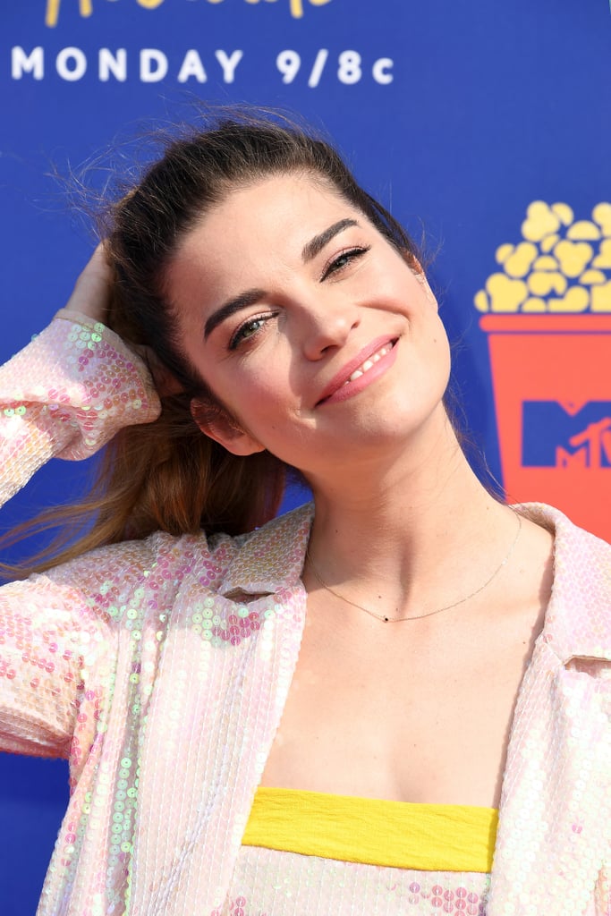 Annie Murphy at the MTV Movie & TV Awards