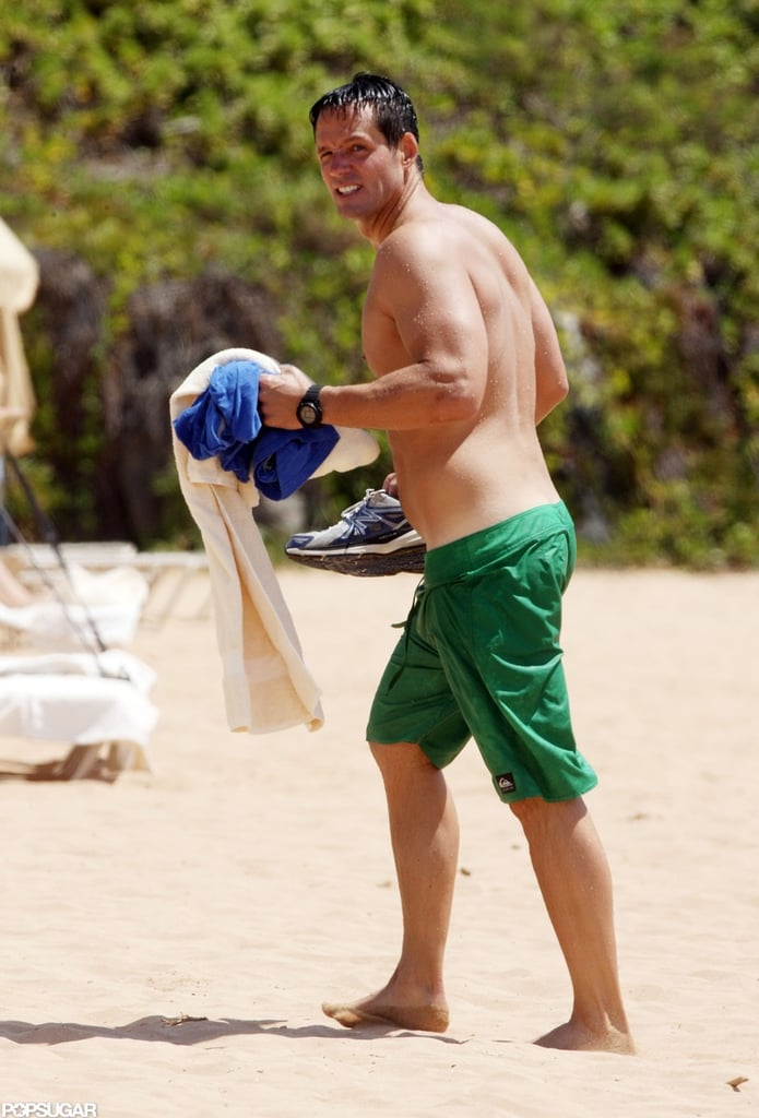 Cougar Town's Josh Hopkins went to Hawaii in June 2012.