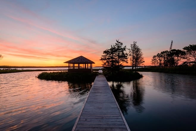 Matt Lauer Buys Hamptons House From Richard Gere