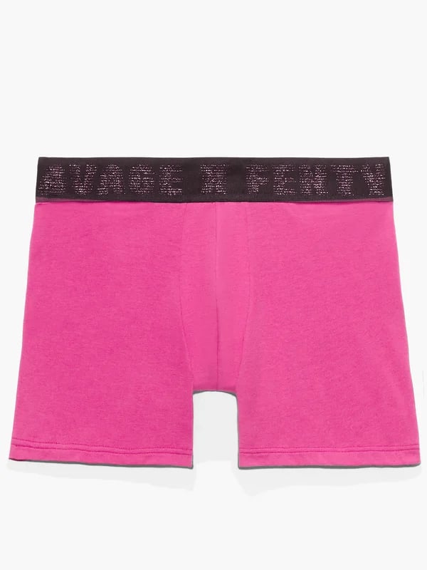 每天躺:CLF野蛮X拳击手在粉红色的三角裤