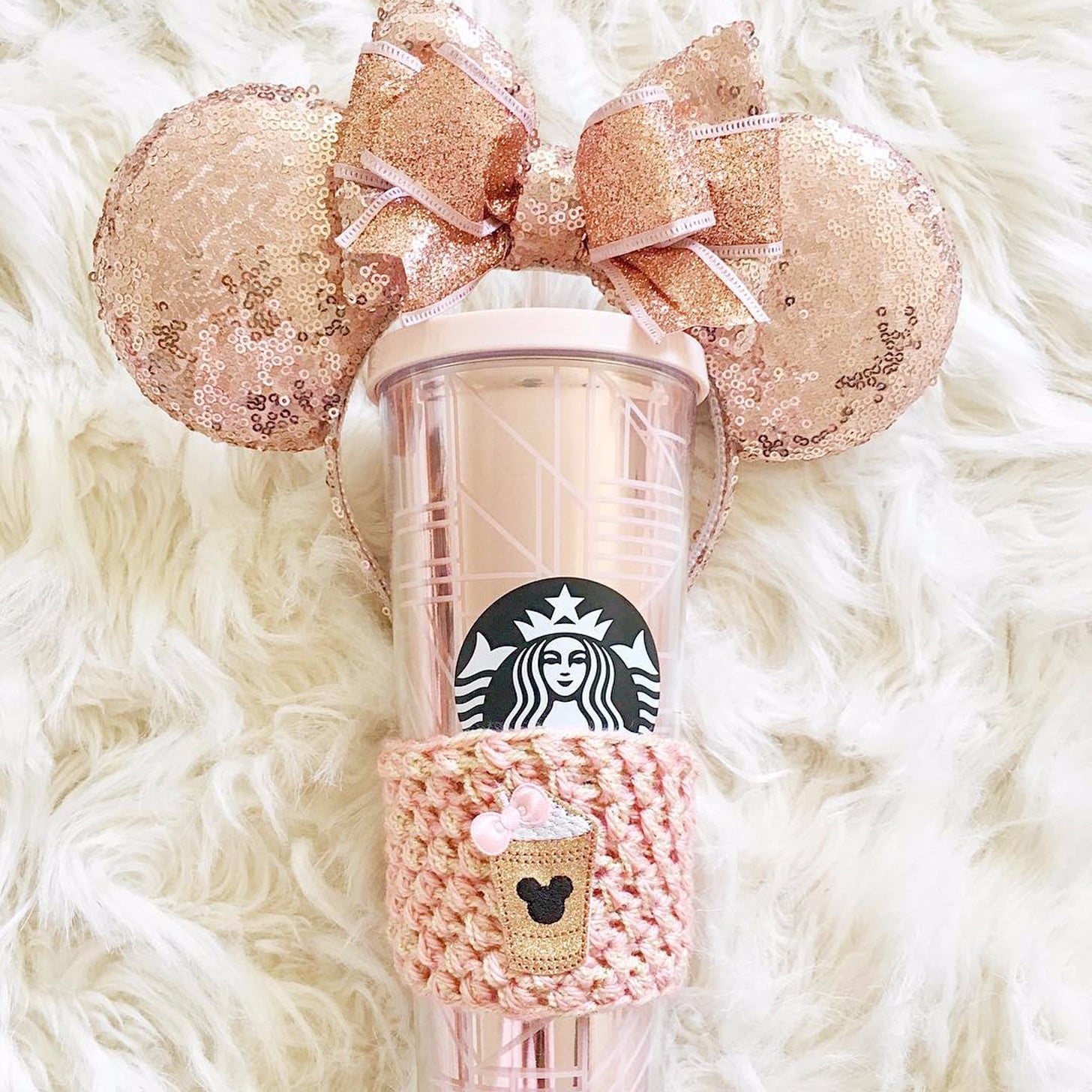 Starbucks 2017 Geometric Light Pink & Rose Gold Venti Reusable Cold 24 oz  Cup