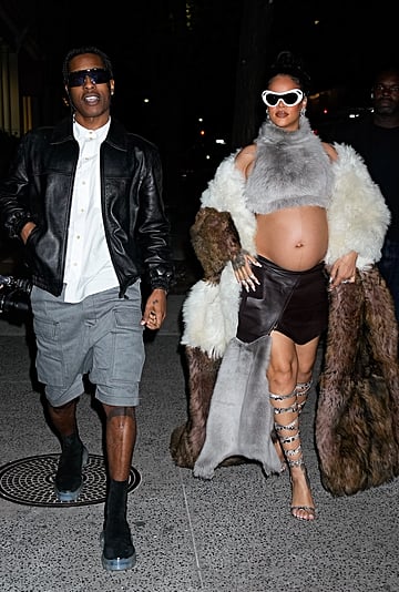 12 Best Pregnant Couples' Halloween Costumes