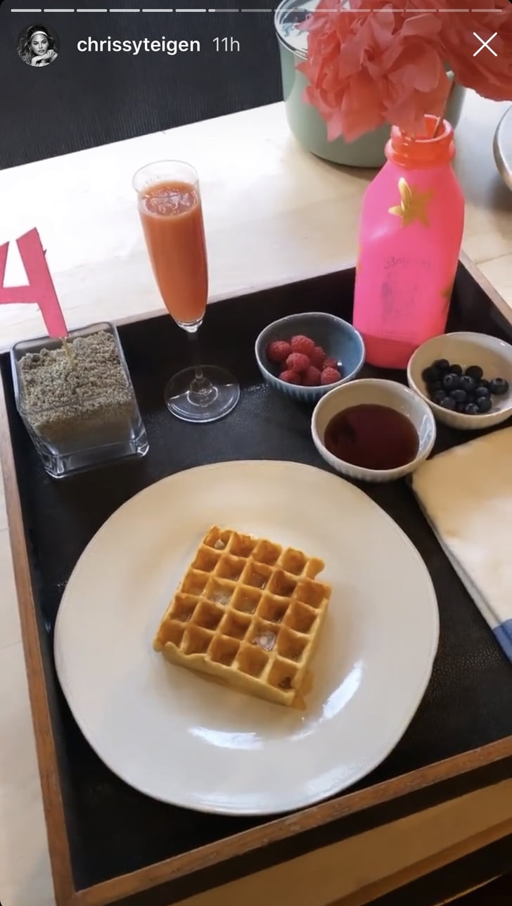 Chrissy Teigen and John Legend Celebrate Luna's 4th Birthday | POPSUGAR Family Photo 8