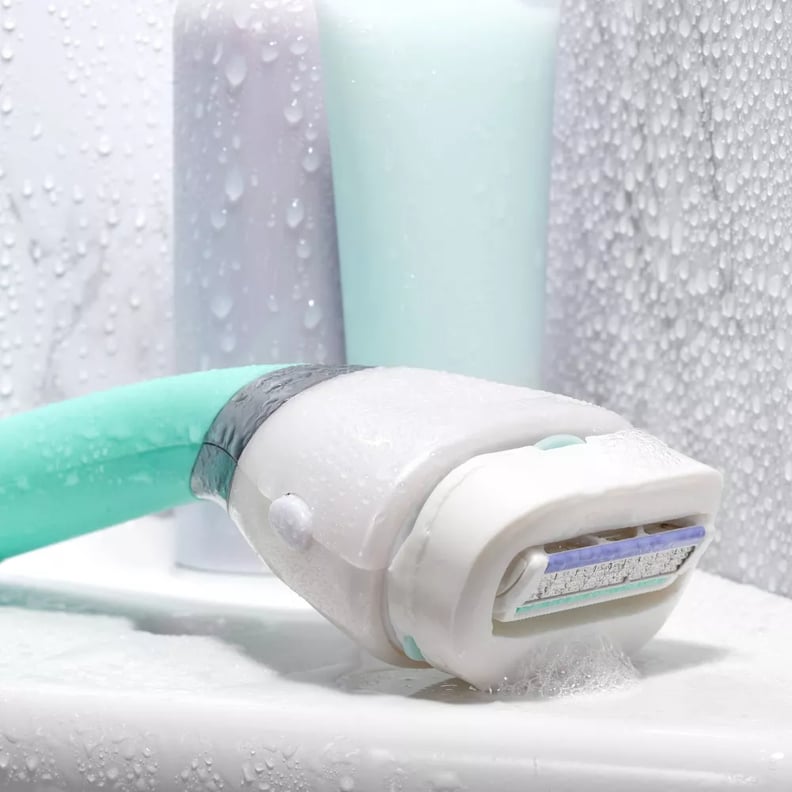 Best Razor For Sensitive Skin With a Built-In Lather