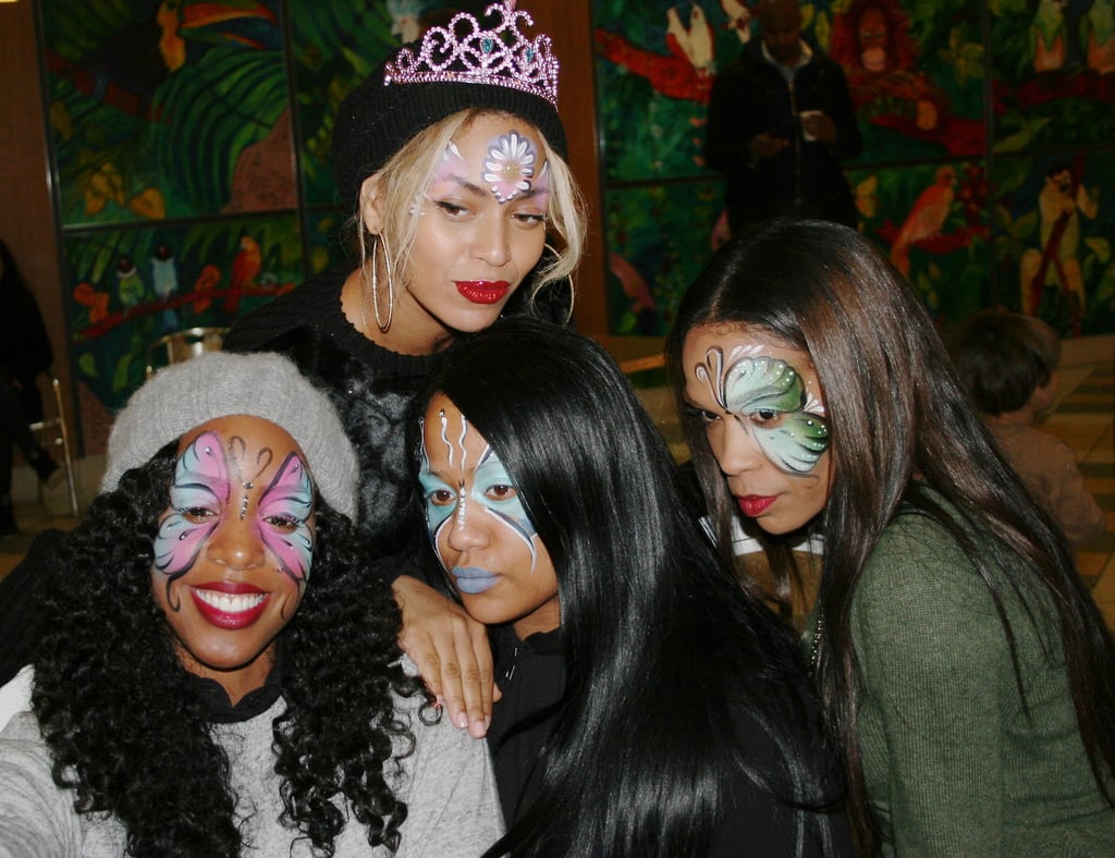 Kelly Rowland and Michelle Williams got their faces painted at Blue Ivy's birthday party.
Source: Tumblr user Beyoncé Knowles