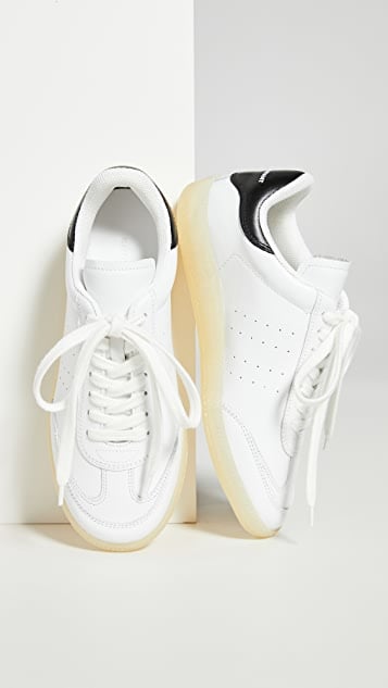 classic sneakers for ladies