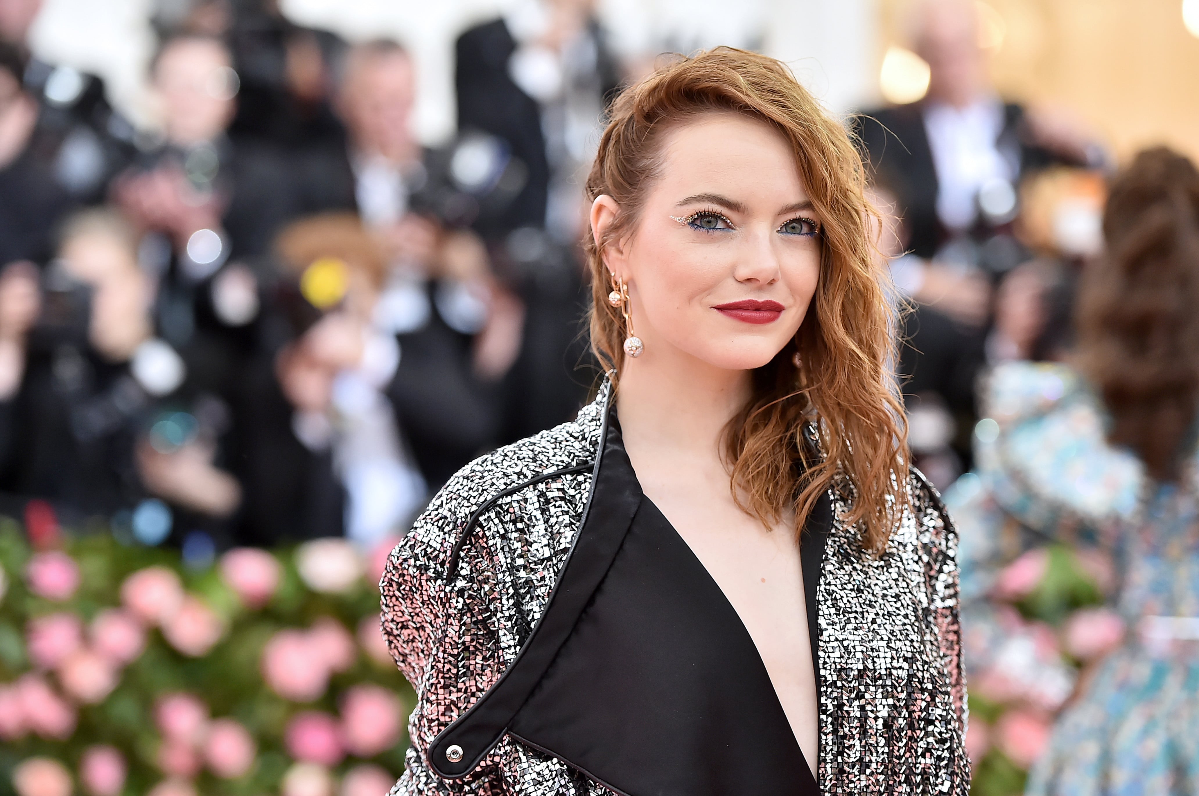 Get The Look: Emma Stone's Hair And Makeup At The 2012 Met Ball