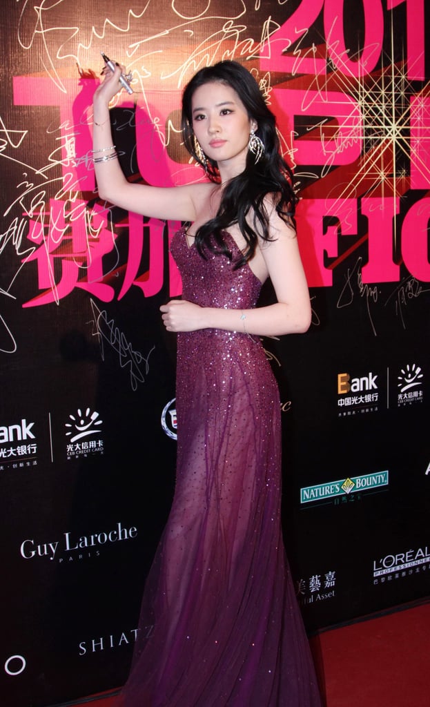 Wearing a Sparkly Gown That Featured a Sweetheart Neckline