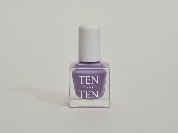Spring Nail Color Trend: Pastel Lavender