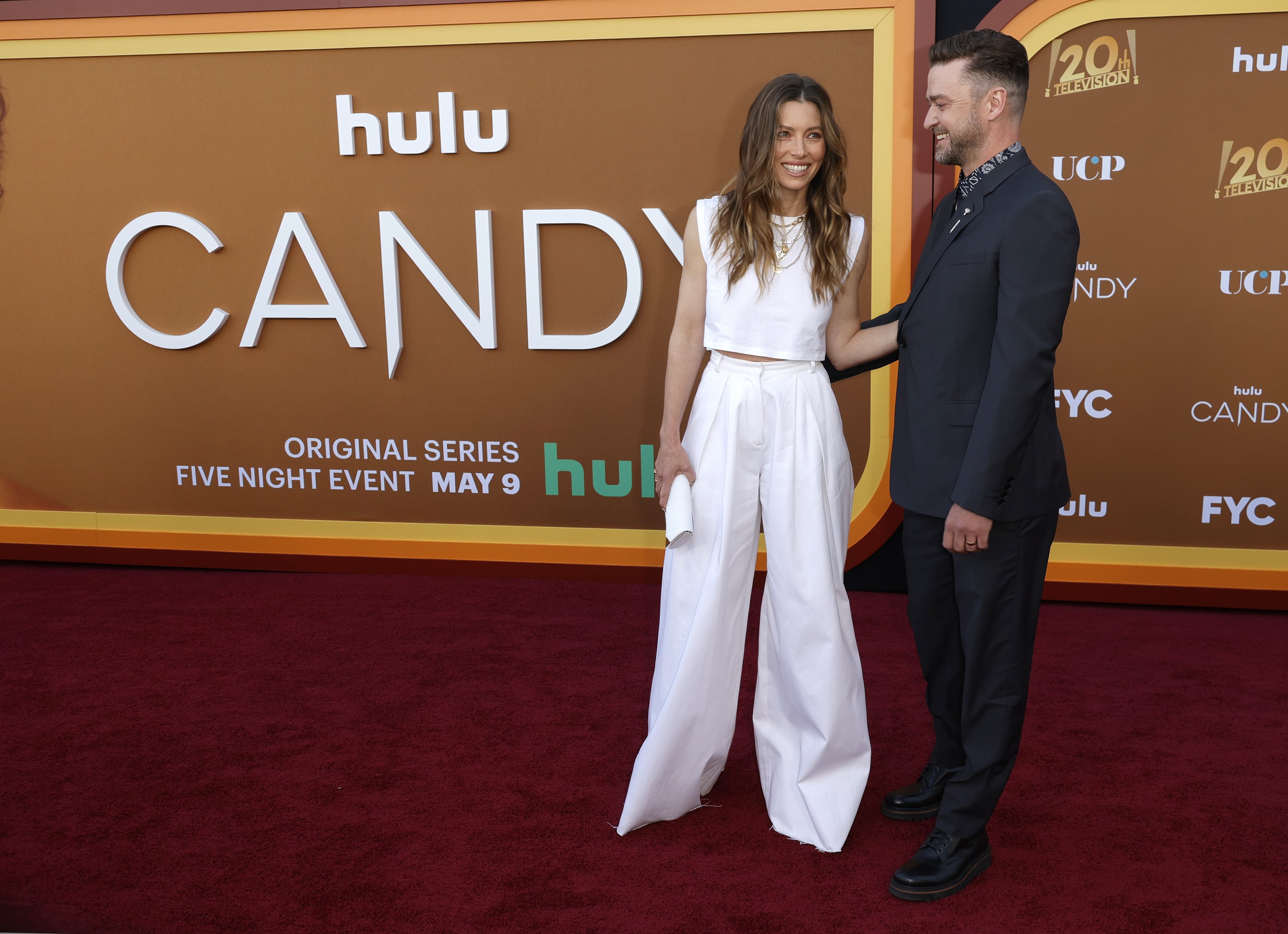 Candy Fans are Loving Jessica Biel's Homage to Early Aughts Justin  Timberlake - PRIMETIMER