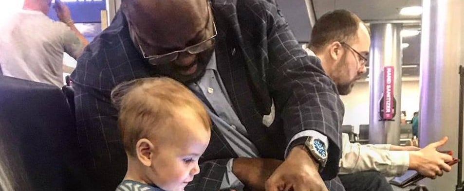 Stranger Befriends Child at an Airport