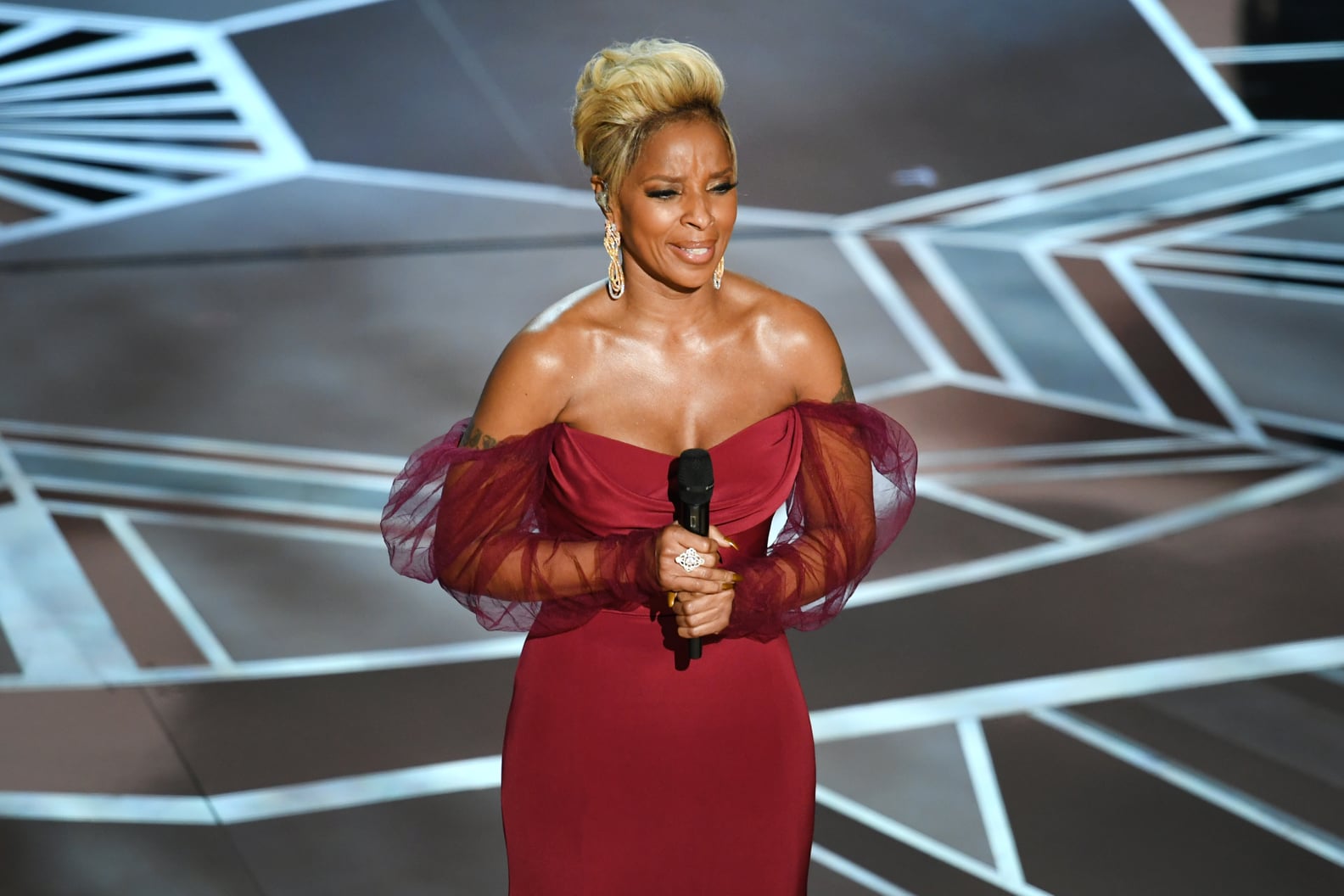 Mary J. Blige Performance Dress at the Oscars 2018 POPSUGAR Fashion