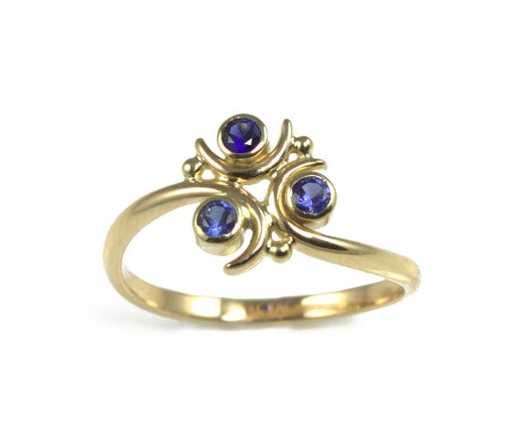 Zora sapphire engagement ring
