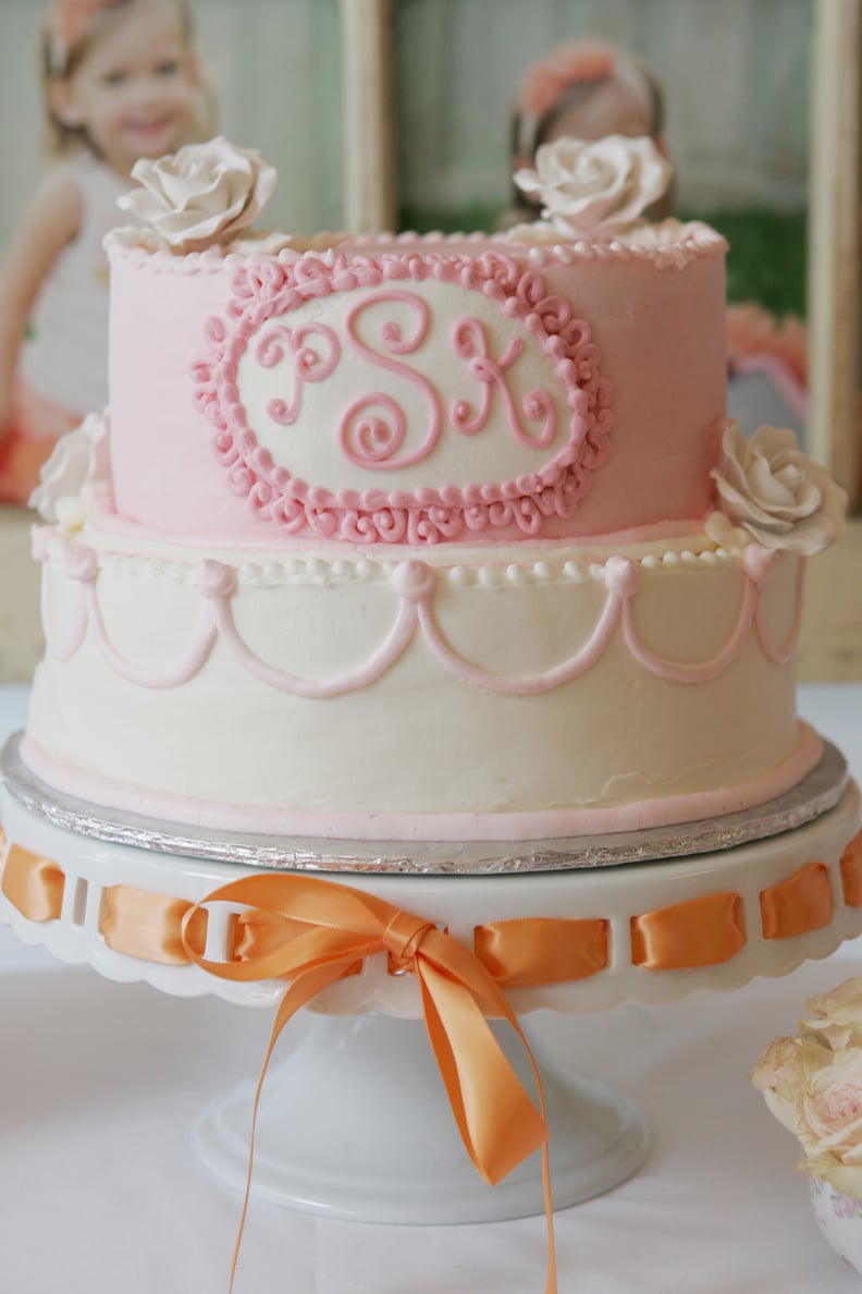 A Girlie Birthday Cake