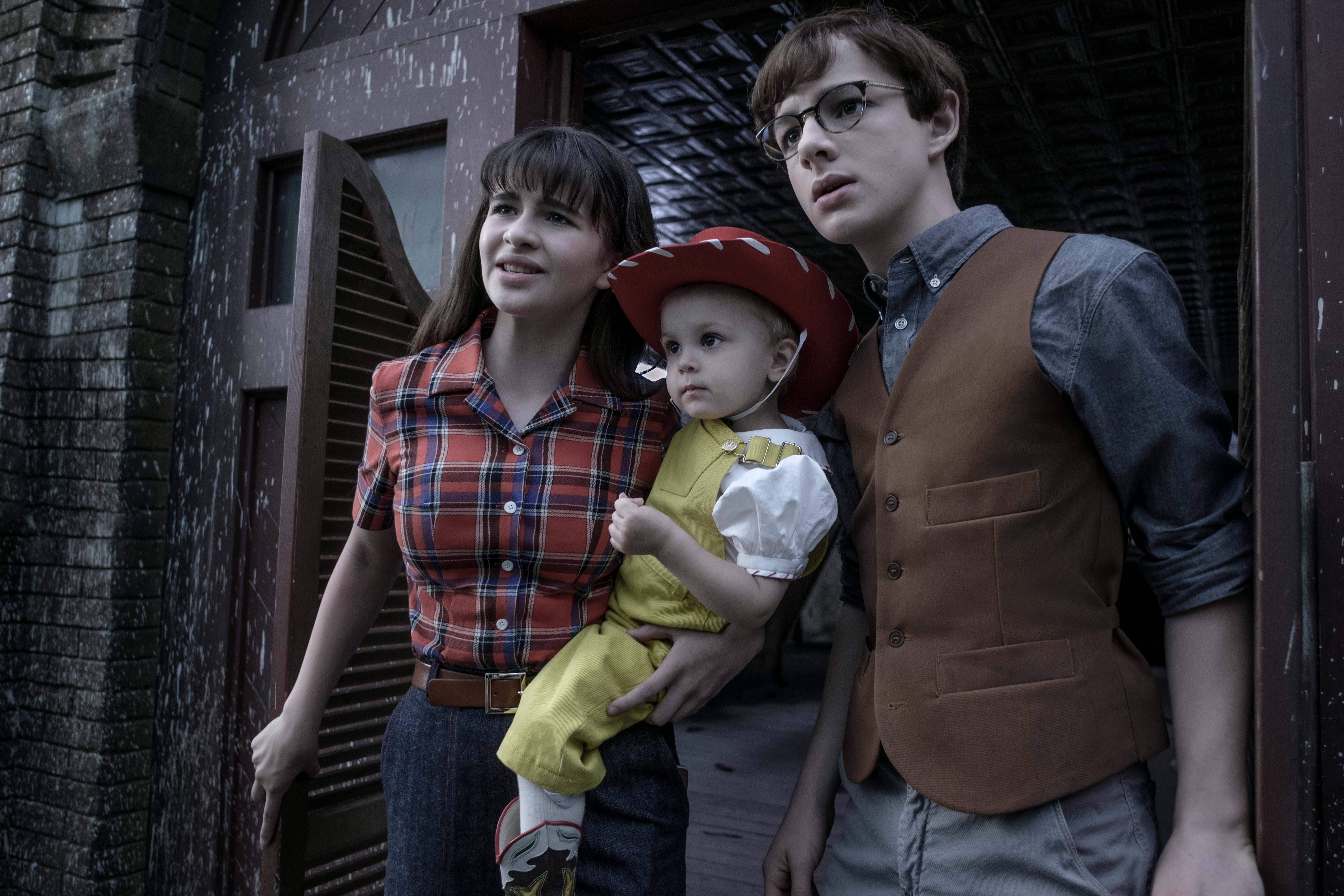 Young Characters in A Series of Unfortunate Events Season 2 | PS - A Series Of Unfortunate Events Season 2 Episode 1 Cast