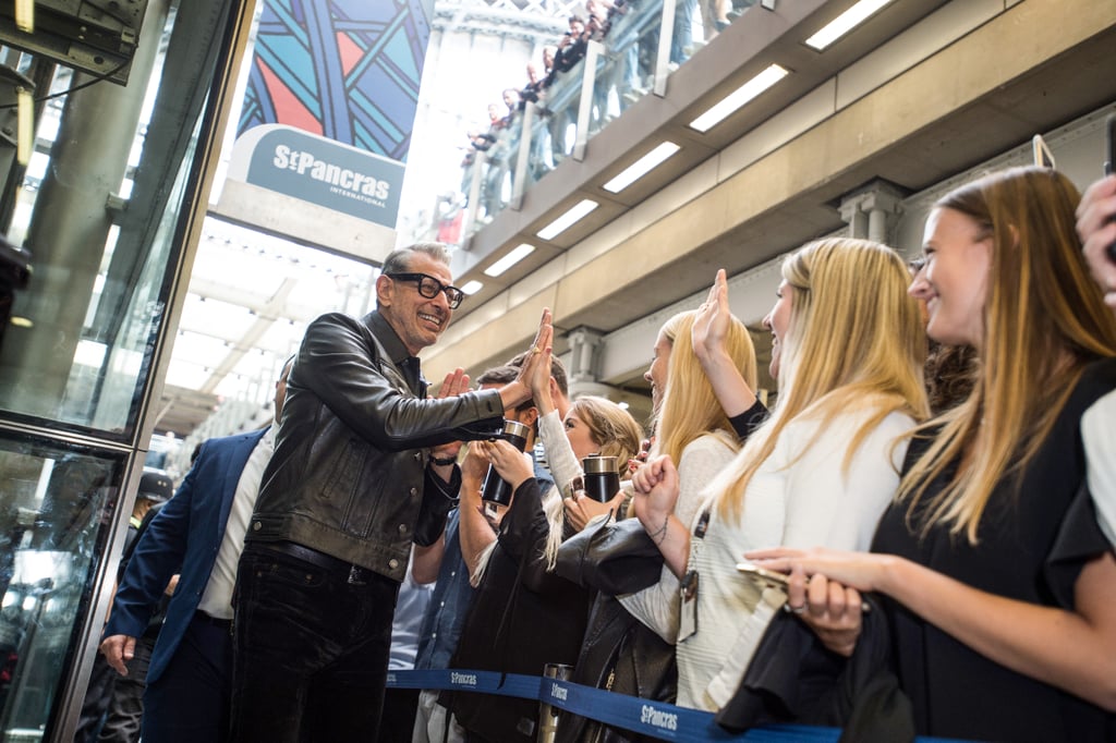 Jeff Goldblum Plays Piano in London Station