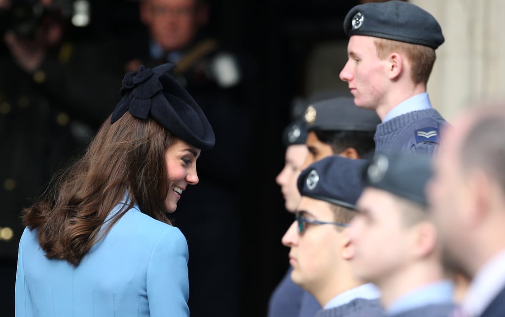 Kate Middleton Wears a Diamond Brooch | 2016
