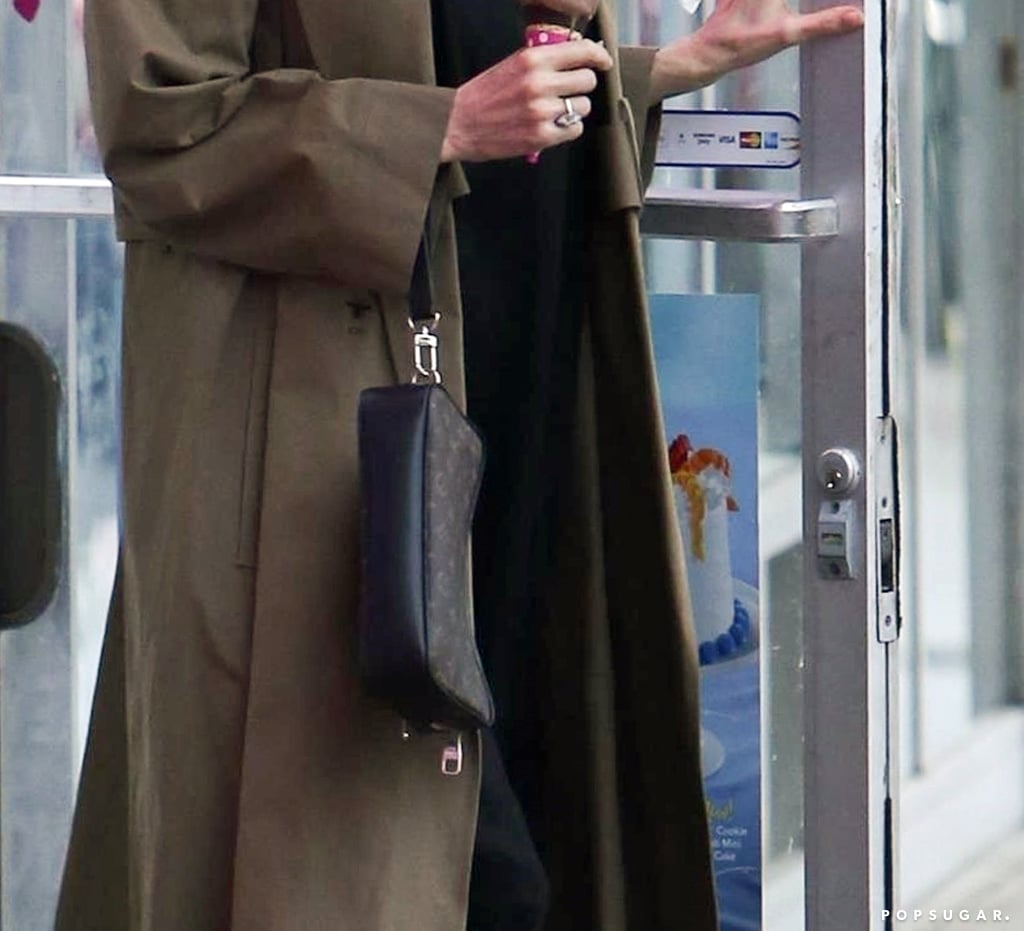 Angelina Jolie Louis Vuitton Wristlet 2019