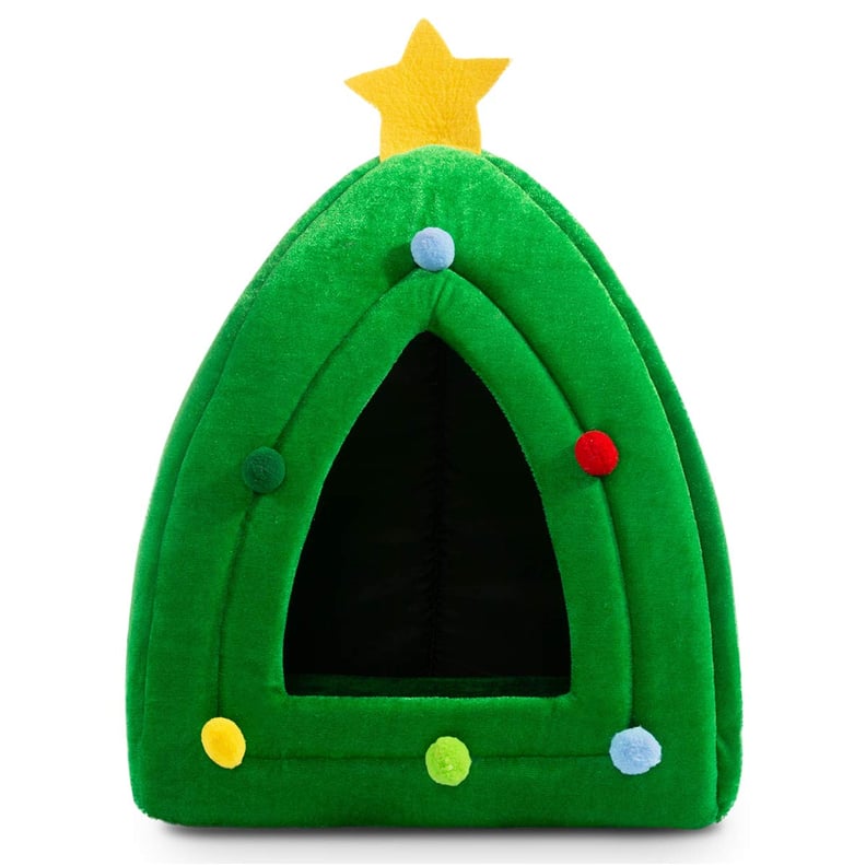Hollypet Self-Warming 2-in-1 Cat Bed — Christmas Tree