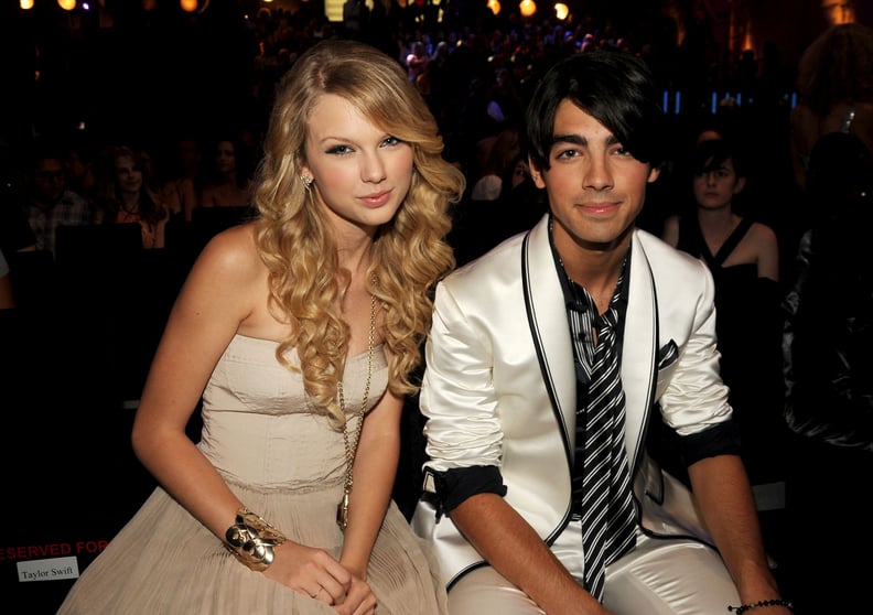 LOS ANGELES, CA - SEPTEMBER 07:  Singers Taylor Swift and Joe Jonas at the 2008 MTV Video Music Awards  at Paramount Pictures Studios on September 7, 2008 in Los Angeles, California.  (Photo by Jeff Kravitz/FilmMagic)