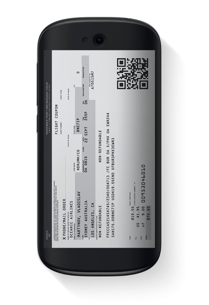 Save maps, tickets, or boarding passes to the second display. Since the screen is always on, you'll always have important information on hand.