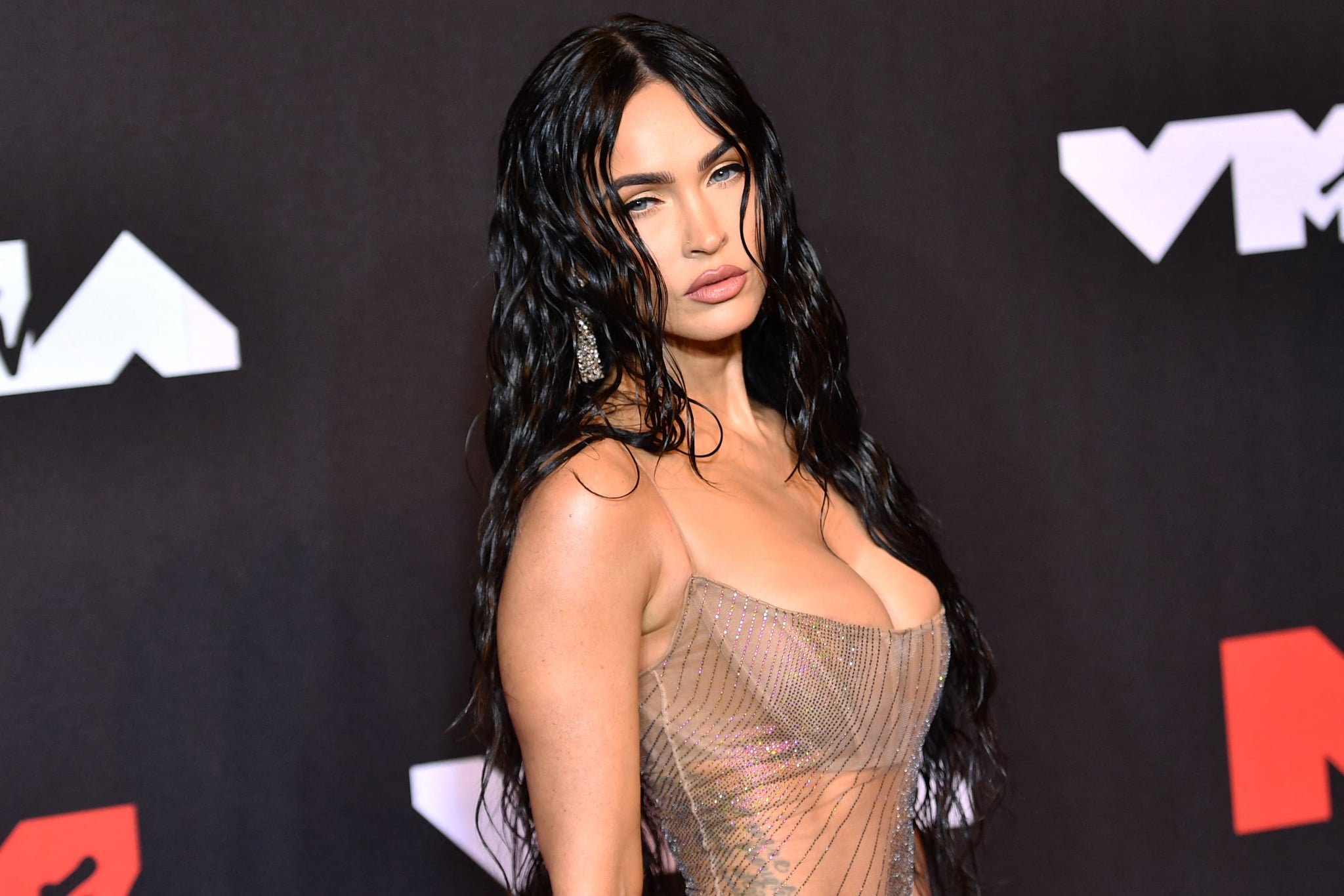 US actress Megan Fox arrives for the 2021 MTV Video Music Awards at Barclays Centre in Brooklyn, New York, September 12, 2021. (Photo by ANGELA WEISS / AFP) (Photo by ANGELA WEISS/AFP via Getty Images)