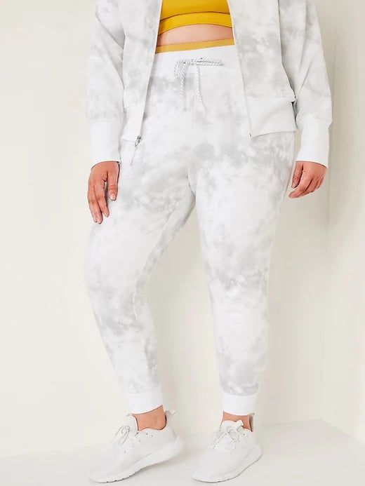 Old Navy High-Waisted Dynamic Fleece Jogger Sweatpants
