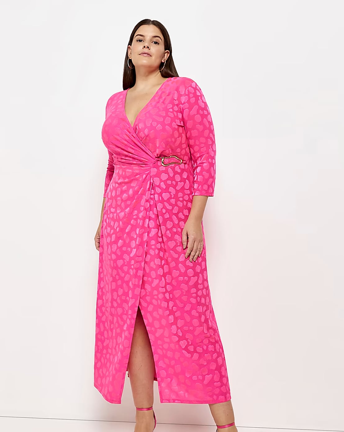 How To Create Plus Size Barbiecore Outfits That Make A Statement