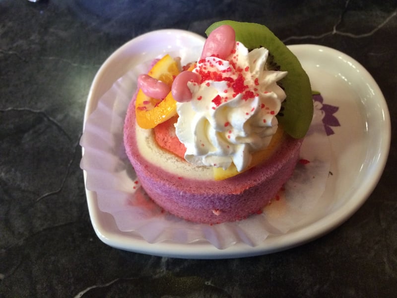 But the desserts are the real star — look how pretty this is! And some come with souvenir cups and plates.