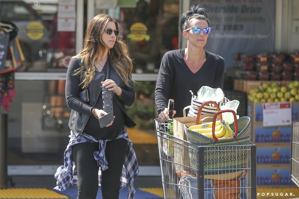Pregnant Jessica Biel at Whole Foods | Pictures
