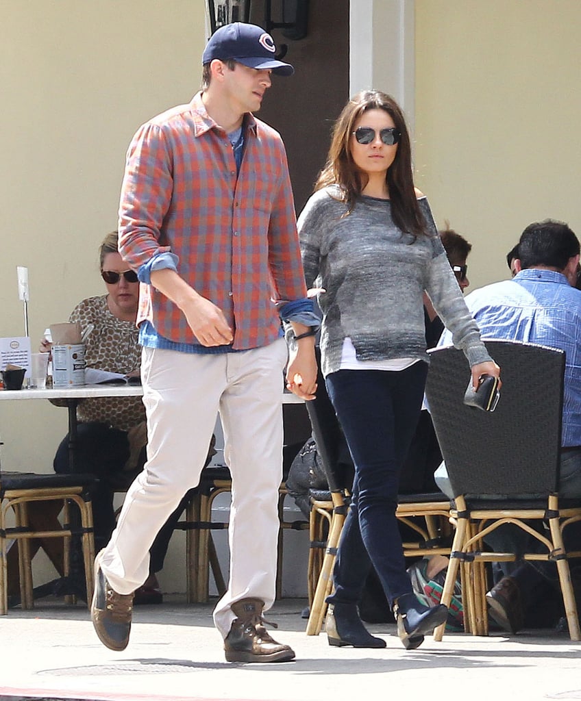 Mila Kunis Baby Bump Picture