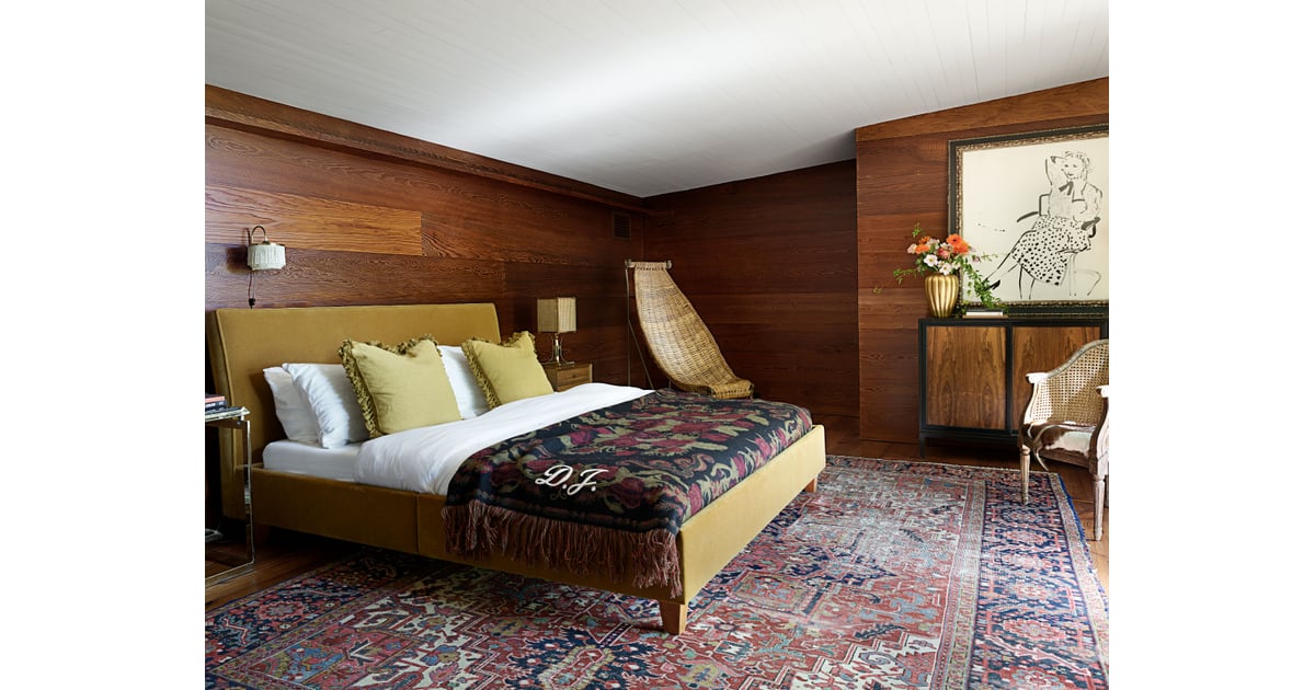 The Master Bedroom in Dakota Johnson's LA Home — With a ...