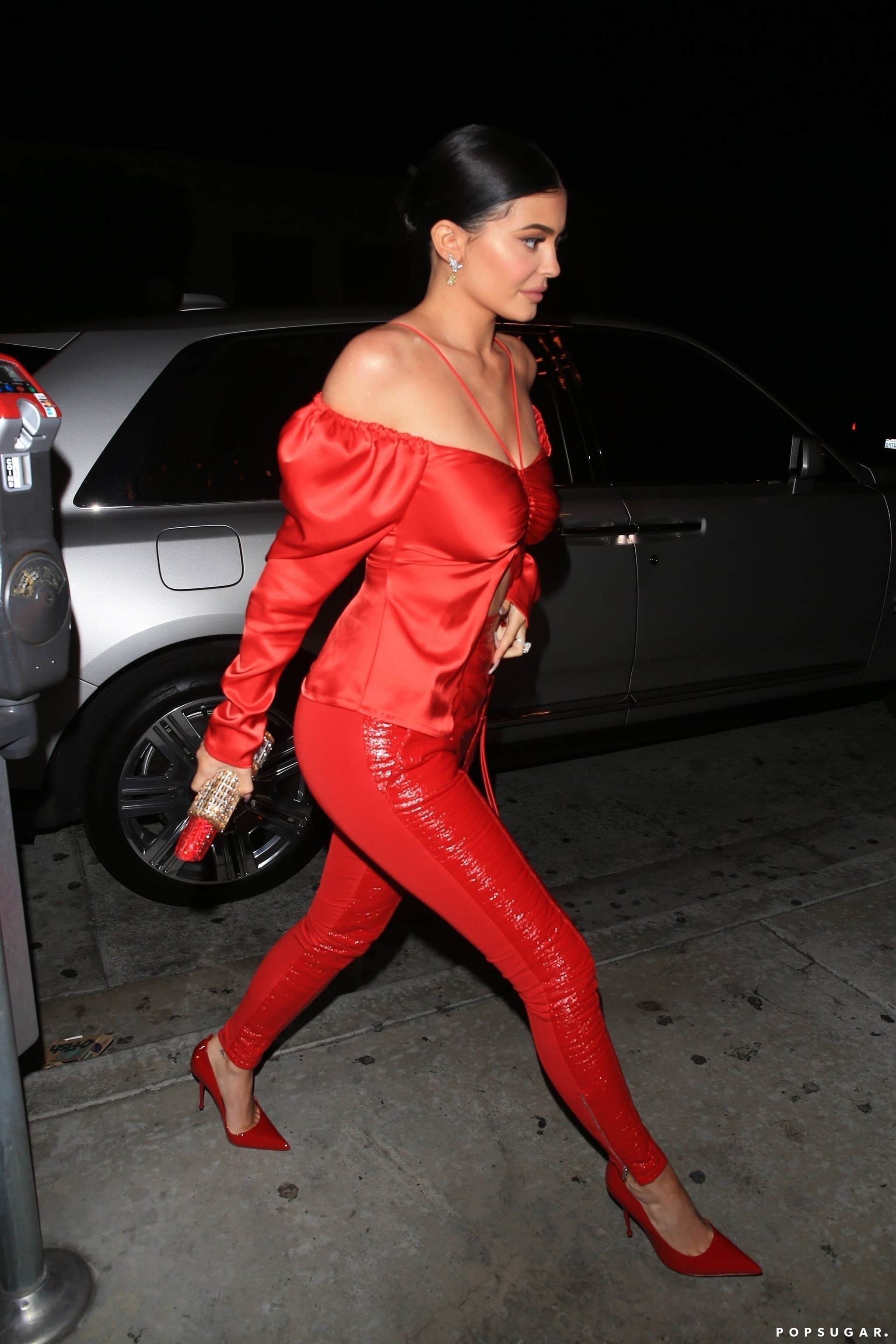 Kylie Jenner's Lip-Shaped Bag For Valentine's Day 2020 | POPSUGAR Fashion
