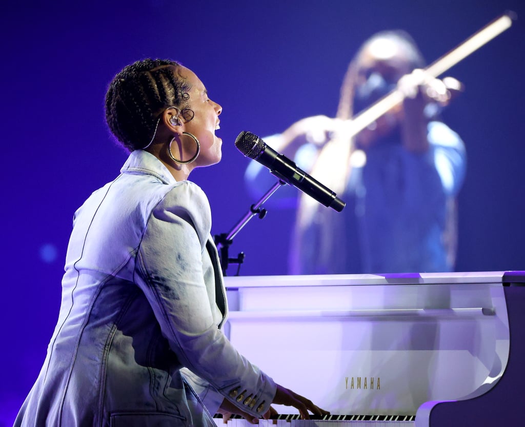 Alicia Keys's Billboard Music Awards Hairstyle Details