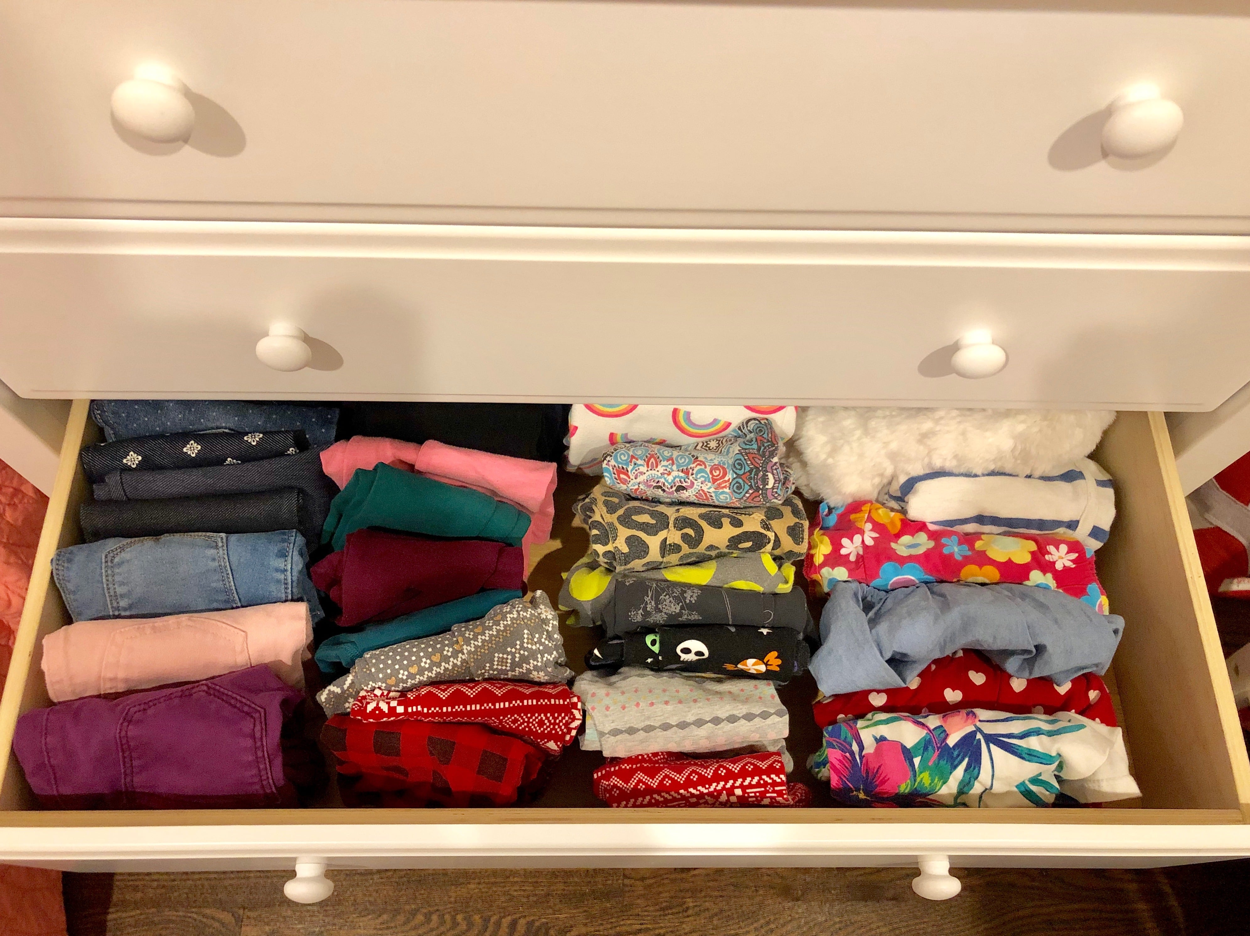 Marie kondo folding for shelves clearance