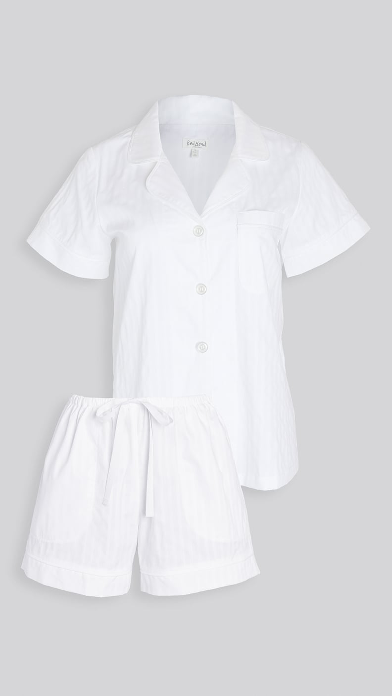 一套白色:床头板睡衣经典条纹睡衣