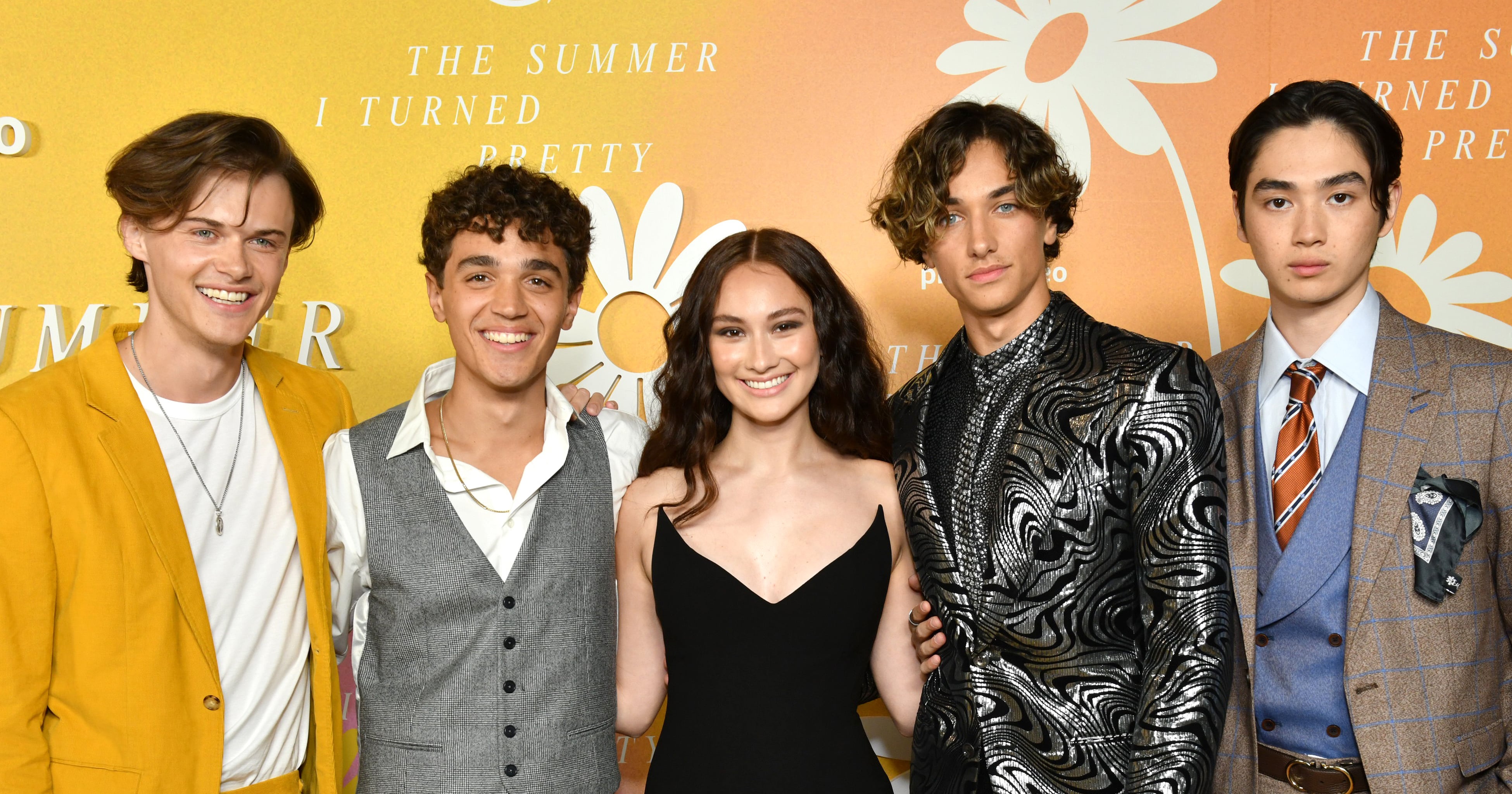The Summer I Turned Pretty Pictures of the Cast POPSUGAR Entertainment